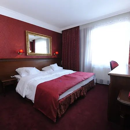 Wloski Italia Boutique Old Town Otel 3*