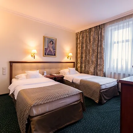 Otel Wloski Italia Boutique Old Town 3*