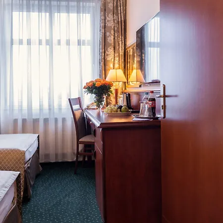 Wloski Italia Boutique Old Town 3*