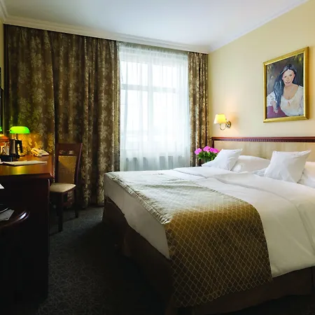 Otel Wloski Italia Boutique Old Town