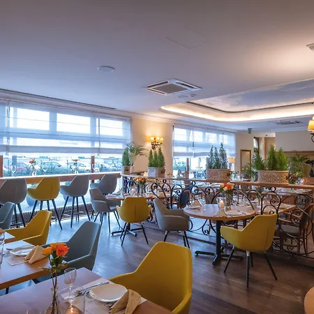 Otel Wloski Italia Boutique Old Town 3*