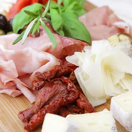 Wloski Italia Boutique Old Town Otel