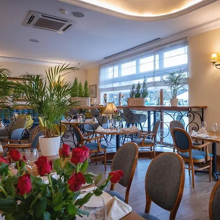 Wloski Italia Boutique Old Town 酒店