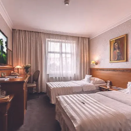 Wloski Italia Boutique Old Town Hotel 3*