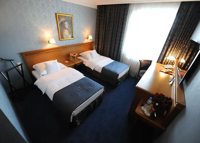 ホテル Wloski Italia Boutique Old Town 3*